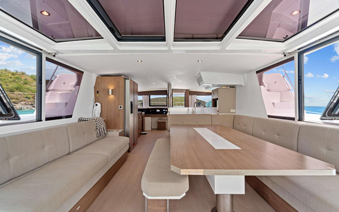 Bali 48' Open Space - Salon - Abaco Yacht Charter
