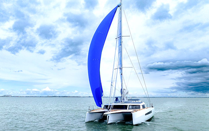 Abaco Trimaran Sailing Charter Yacht - AYNCS