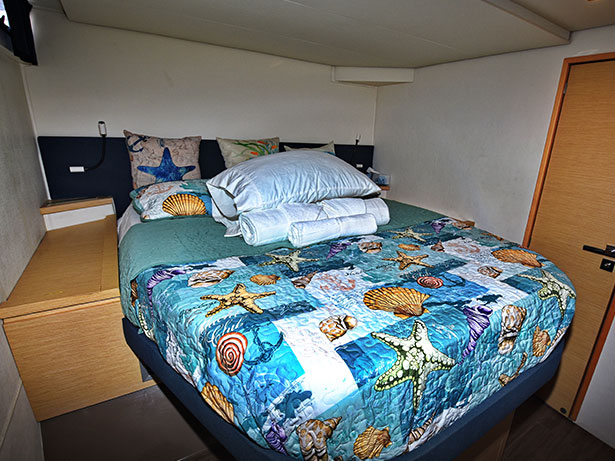 Abaco Charter Yacht Rental - Katrina - Guest Cabin