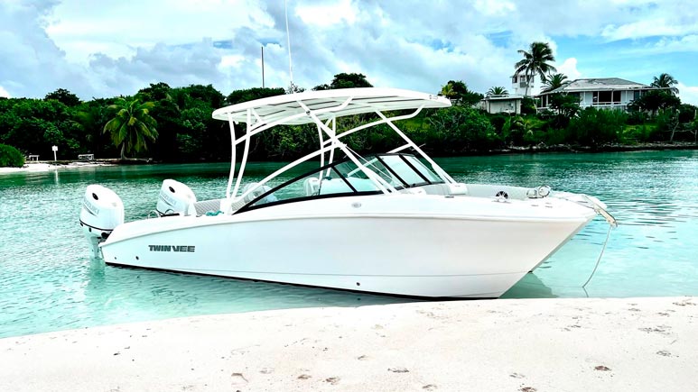 Dual Twin Vee Boat Rentals - Beach - Abaco Bahamas