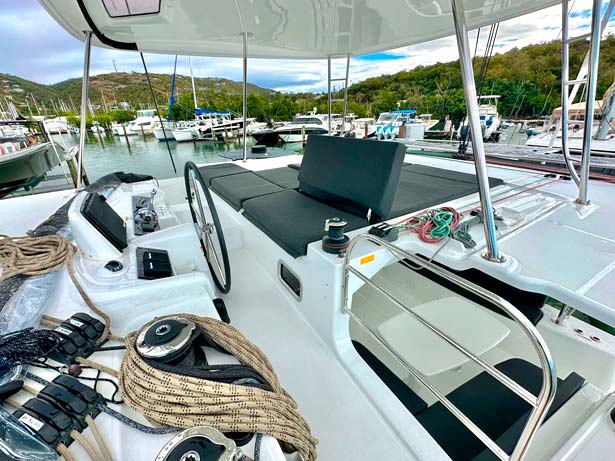 Lagoon Luxury Yacht Catamaran Rentals - Helm - Abaco Bahamas