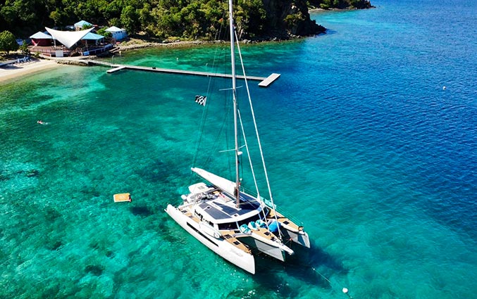 Abaco Trimaran Charter Yacht - Abaco Yacht & Charter Services